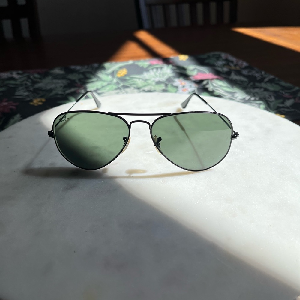 Ray Ban Large Aviator Sunglasses with G15 Lenses